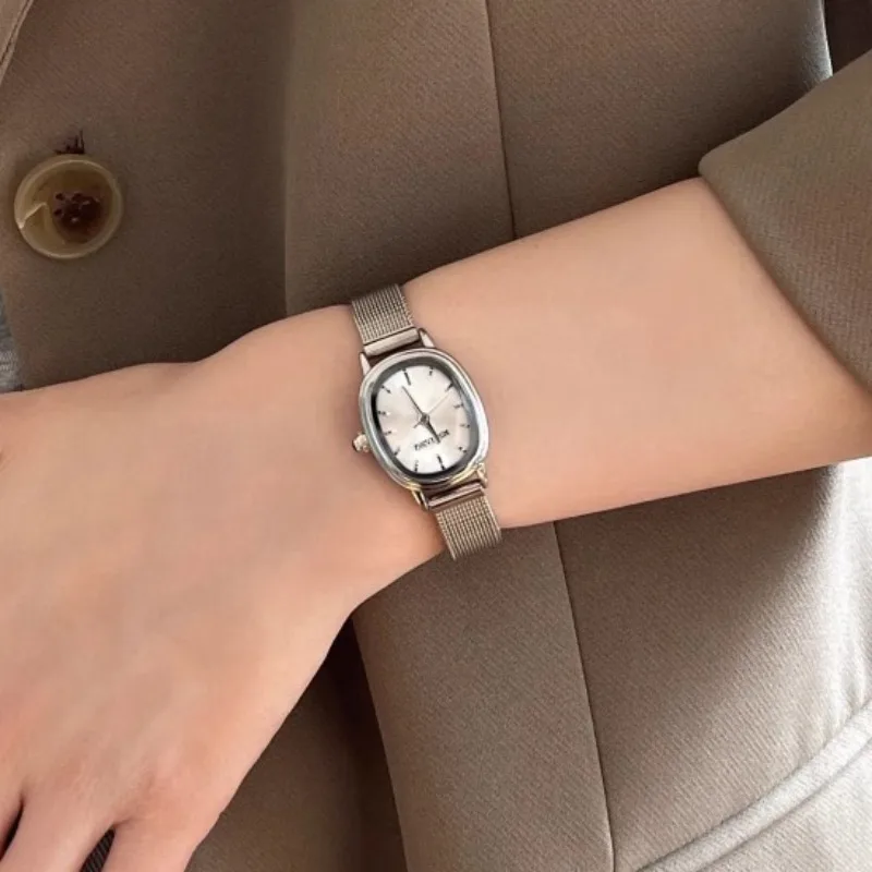 Reloj verde con esfera ovalada - Vintage Fashion Watches reseña y precio